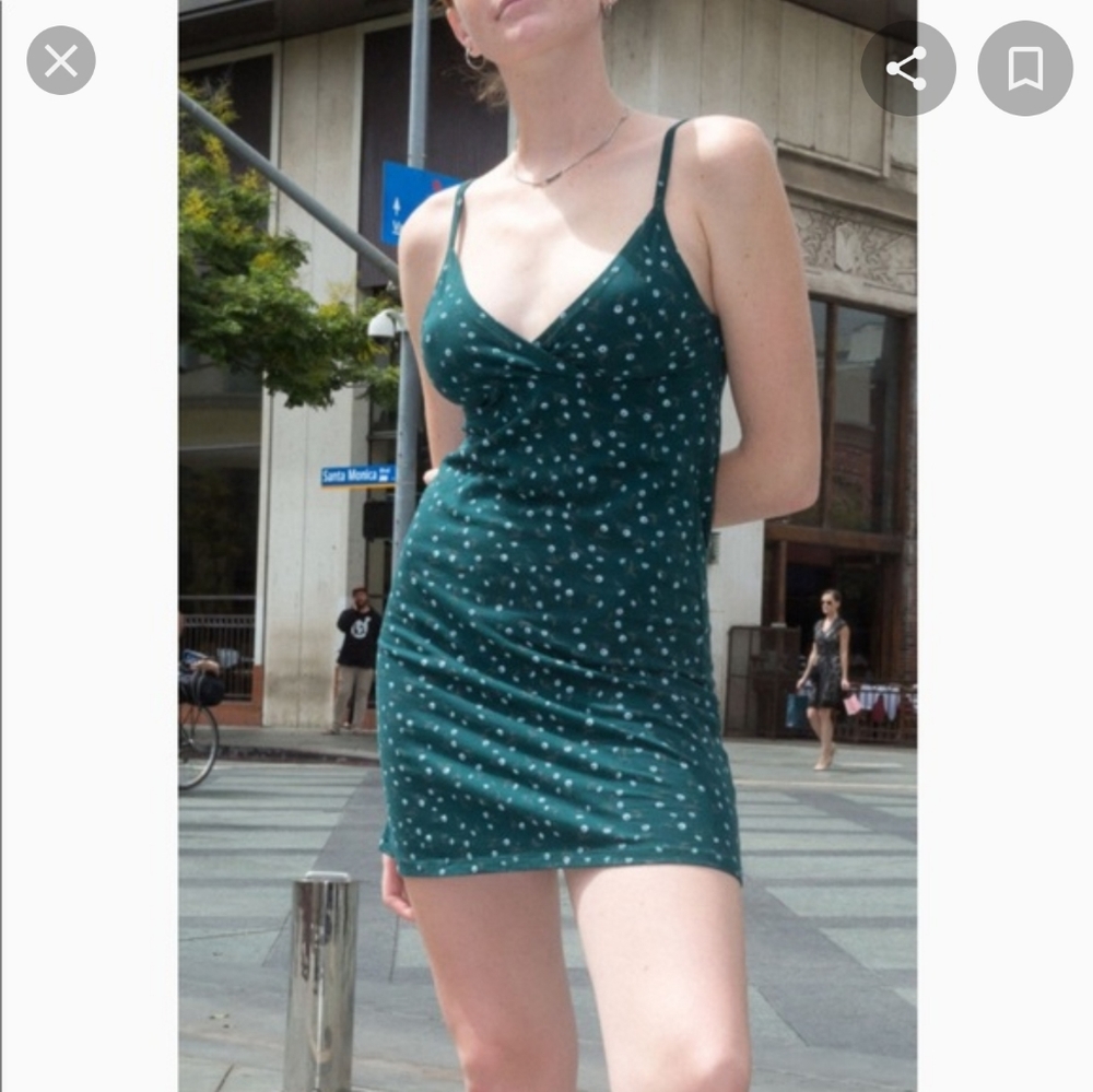 Brandy Melville Amara dress (discontinued color)
